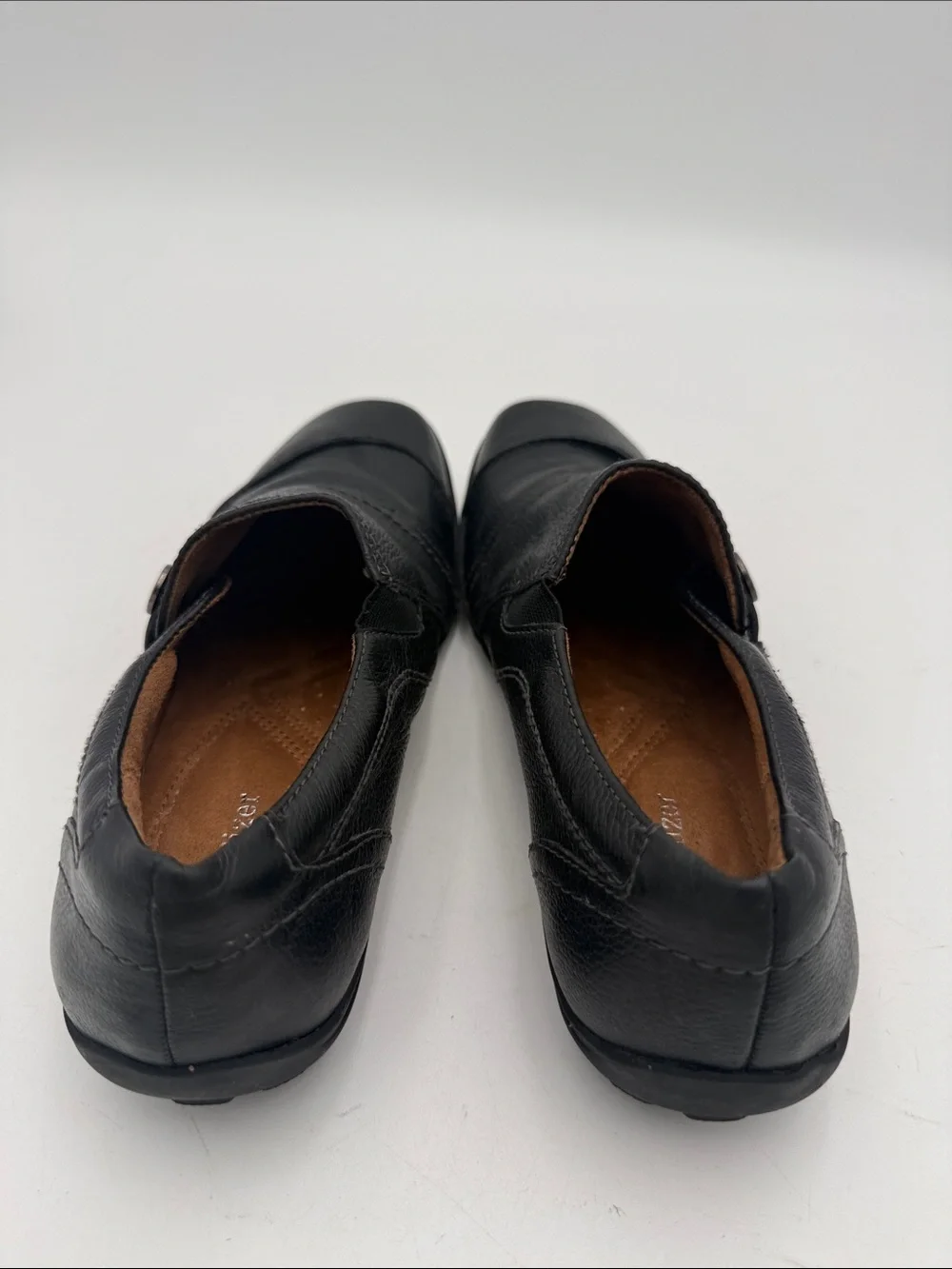 Naturalizer Black Slip-On Leather Casual Shoes women 9M loafers office retro Y2K